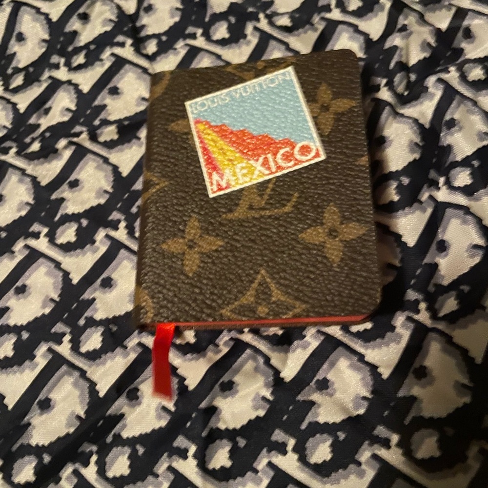 Small note pad booklet